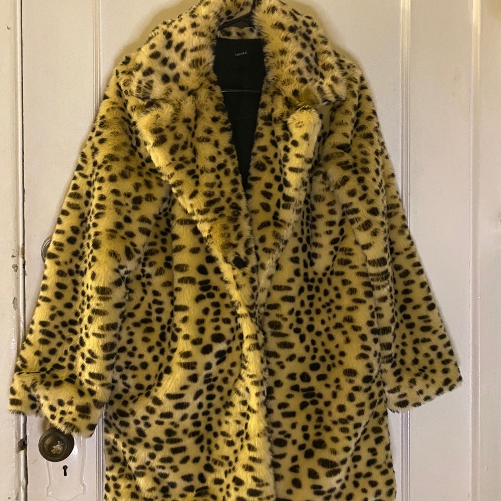 Forever 21 Cheetah Print Coat